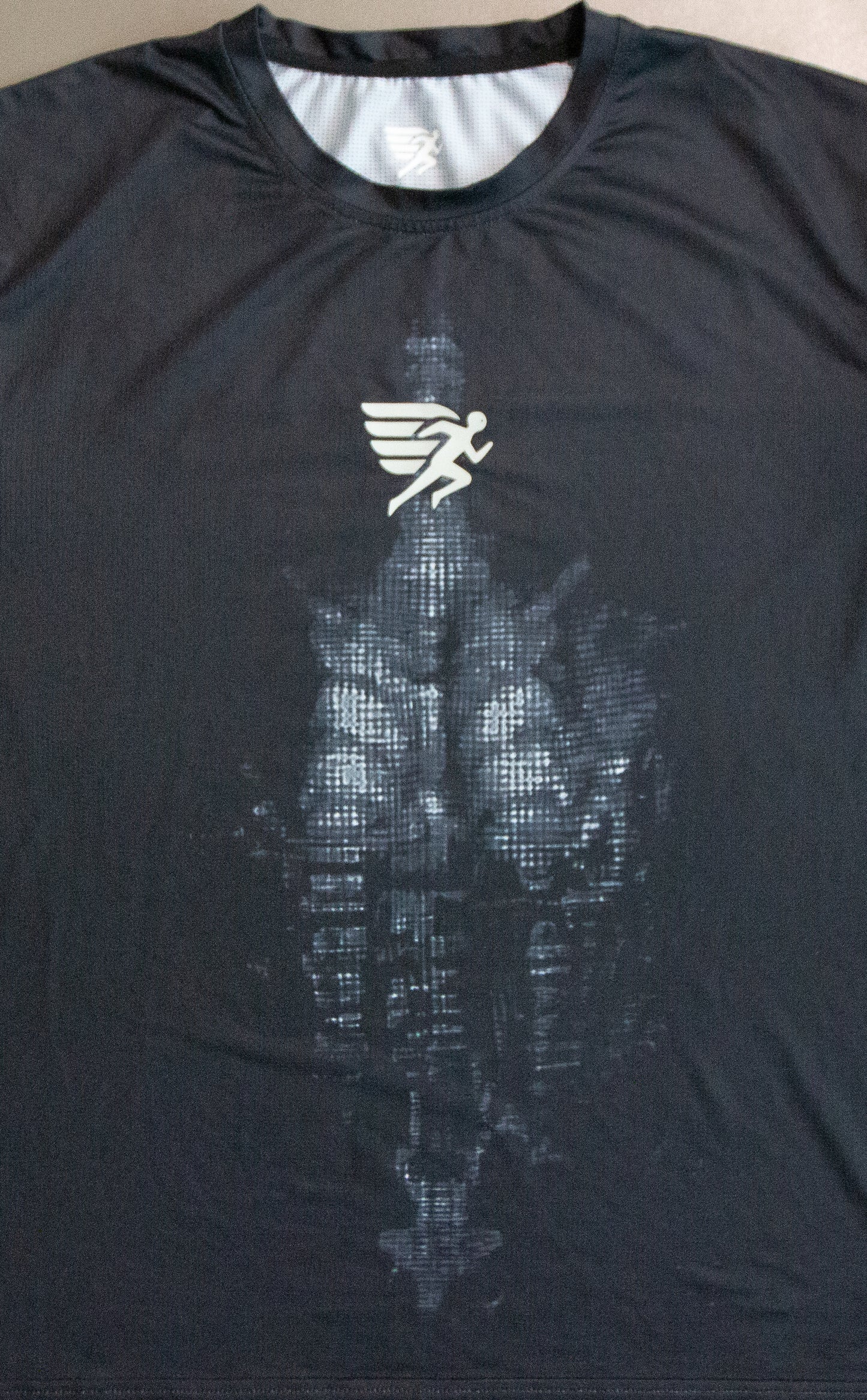Falcon Dive Performance Top